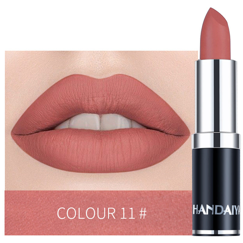 Long-Lasting Moisturizing Lipstick