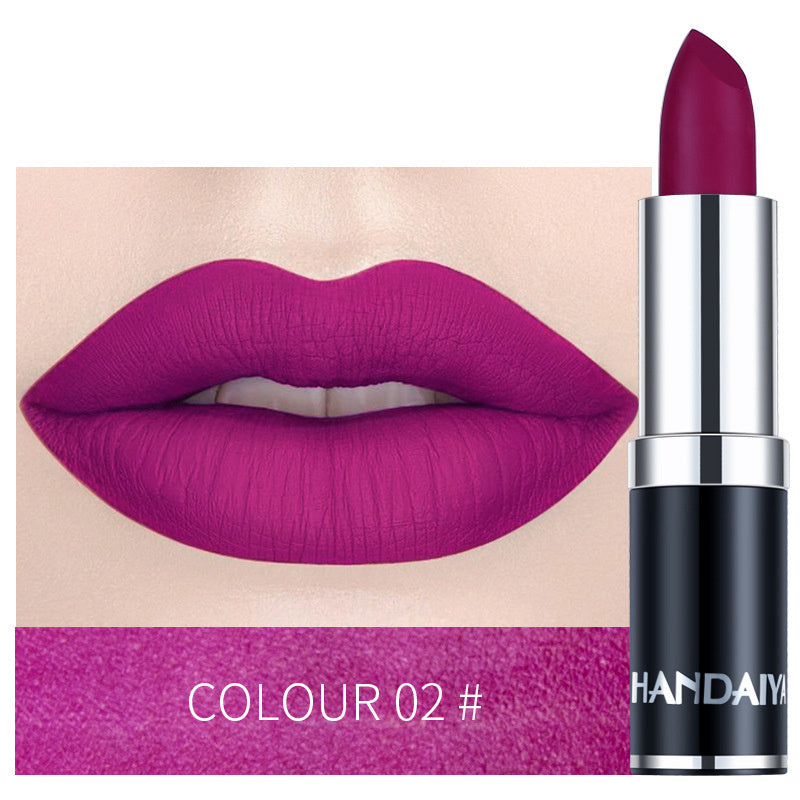 Long-Lasting Moisturizing Lipstick