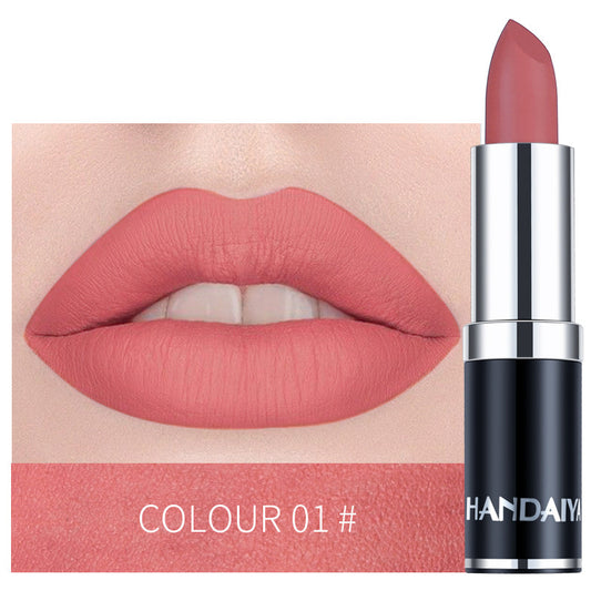 Long-Lasting Moisturizing Lipstick